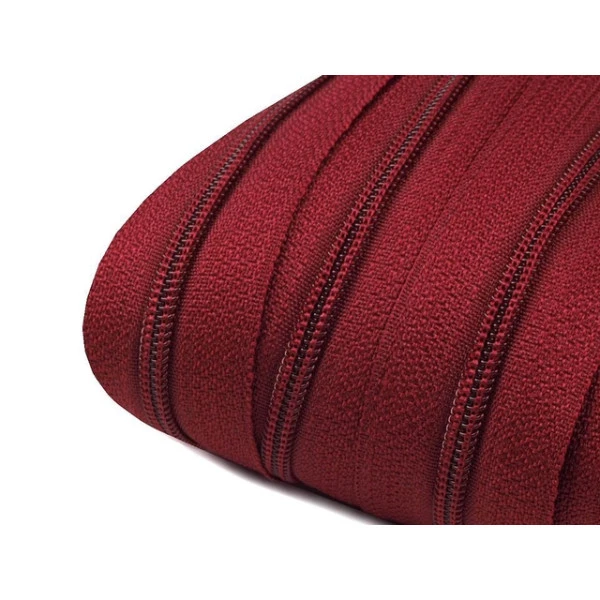 Zip spirálový v metráži 3mm - vínová / bordó