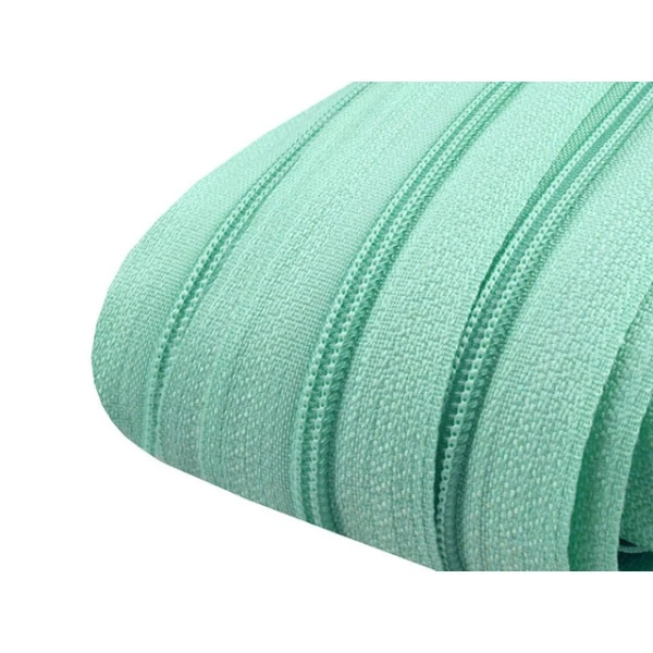 Zip spirálový v metráži 3mm - mentol